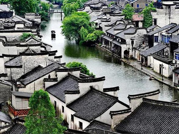 怪物大入侵中文版